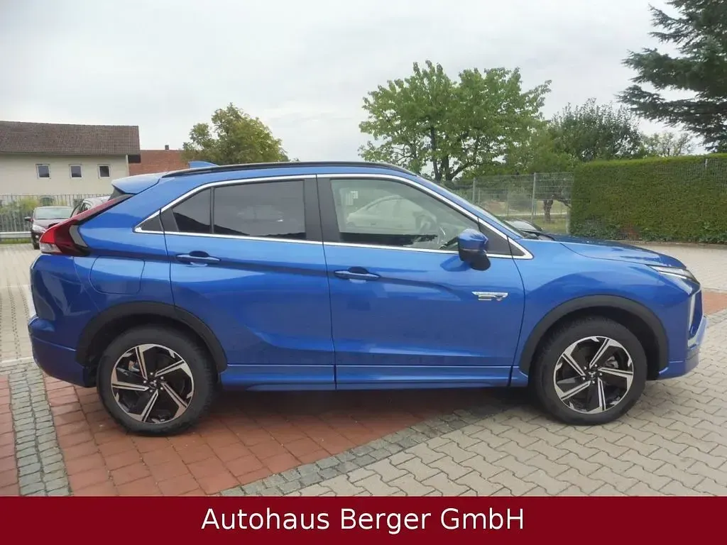 Gebraucht Mitsubishi Eclipse Cross Plus 98 PS (72 kW) 2025 Blau SUV