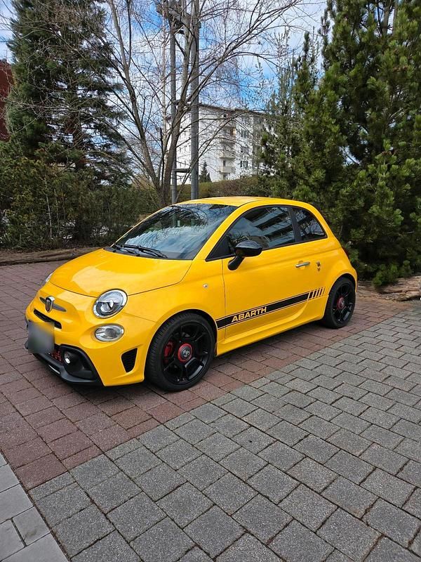 Gebraucht Abarth 595 Pista 195 PS (143 kW) 2020 Gelb Kleinwagen