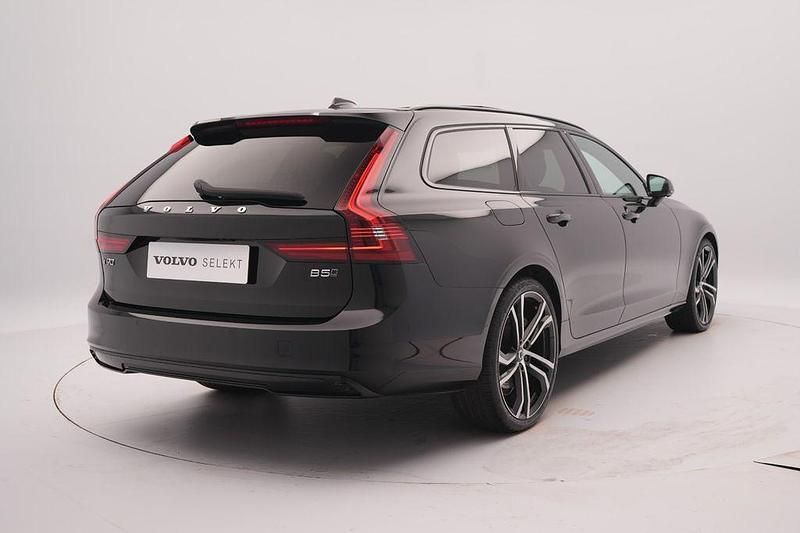 Gebraucht Volvo V90 Ultimate 235 PS (172 kW) 2023 Schwarz Kombi