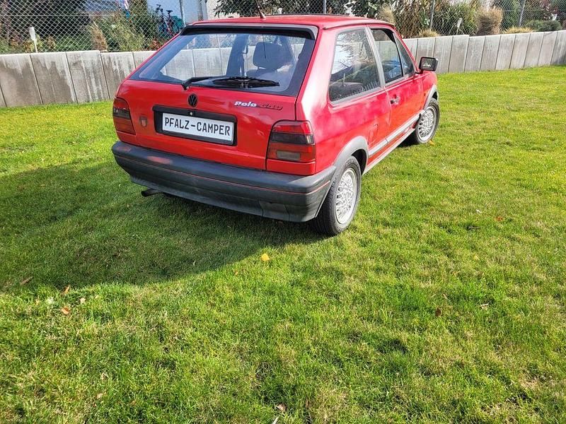 Gebraucht VW Polo 113 PS (83 kW) 1992 Rot Coupé