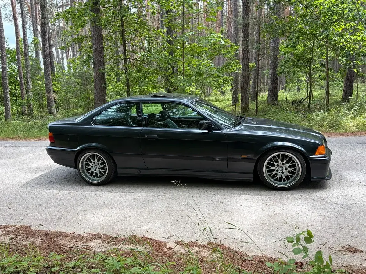 Gebraucht BMW 325 192 PS (141 kW) 1993 Schwarz Coupé
