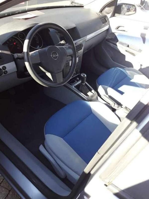 Brugt Opel Astra 90 HK (66 kW) 2004 Sedan