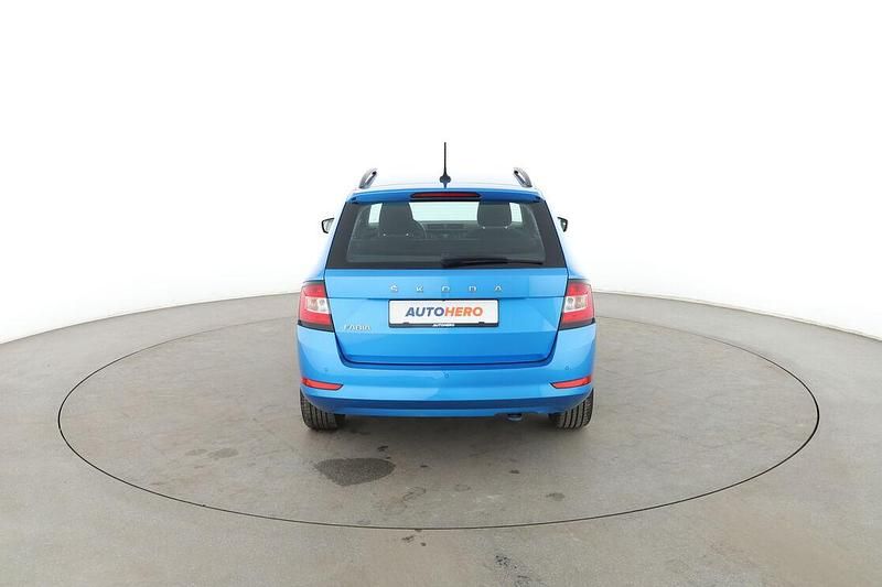 Gebraucht Skoda Fabia Cool Plus 2020 Blau Kombi