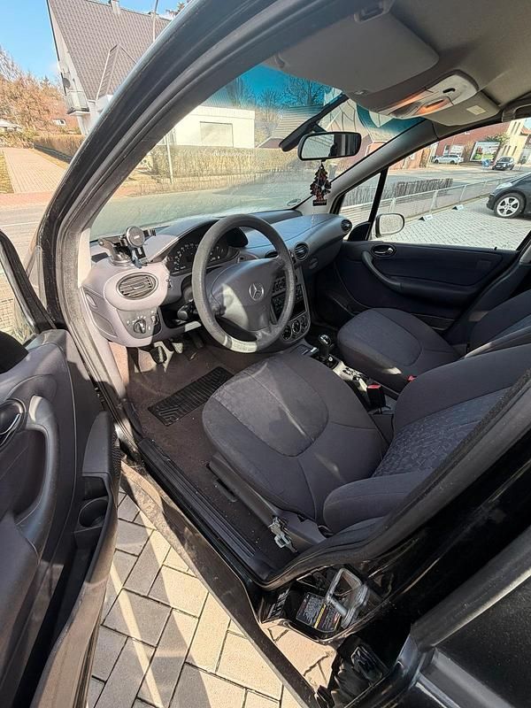 Gebraucht Mercedes A140 82 PS (60 kW) 2002 Schwarz Kleinwagen
