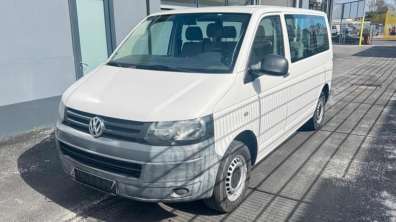 Second-hand VW Transporter 110 CP (80 kW) 2010 Alb Van
