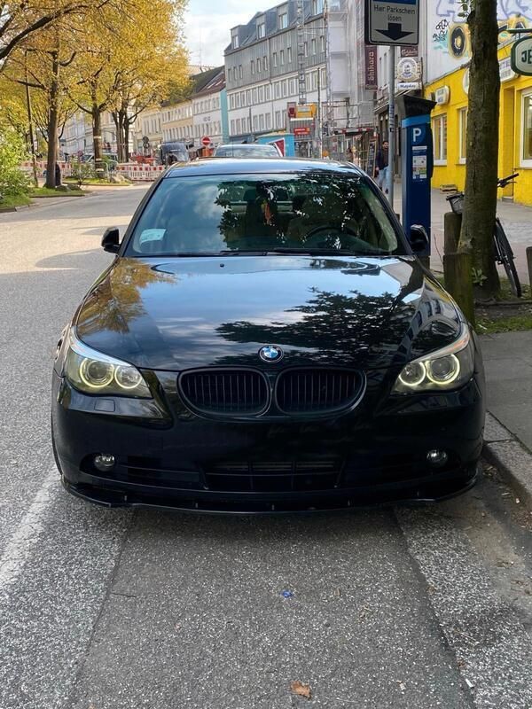 Schwarz Gebraucht 2004 BMW 530 Limousine | 4.500 € (Fairer Preis) - Bild 1/4