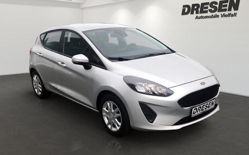 Gebraucht Ford Fiesta Cool & Connect 100 PS (73 kW) 2022 Silber Limousine