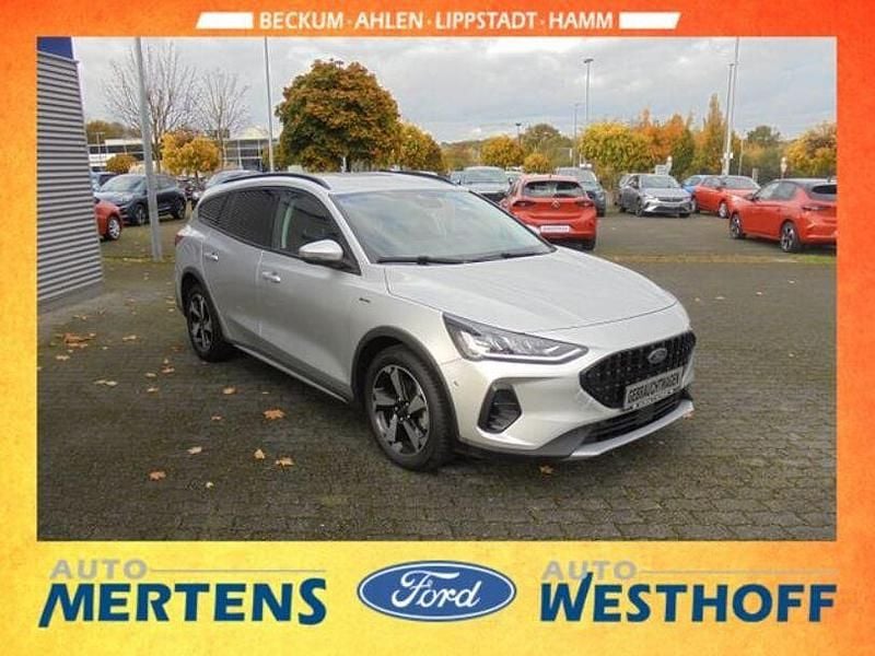 Gebraucht Ford Focus Active X 125 PS (91 kW) 2023 Silber Limousine