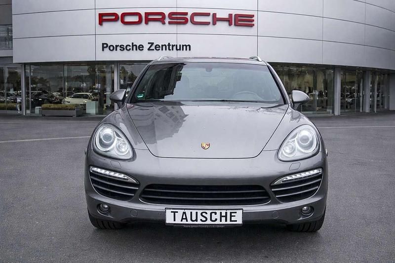 Gebraucht Porsche Cayenne 245 PS (180 kW) 2011 Grau SUV