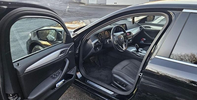 Gebraucht BMW 520 190 PS (139 kW) 2019 Schwarz Limousine