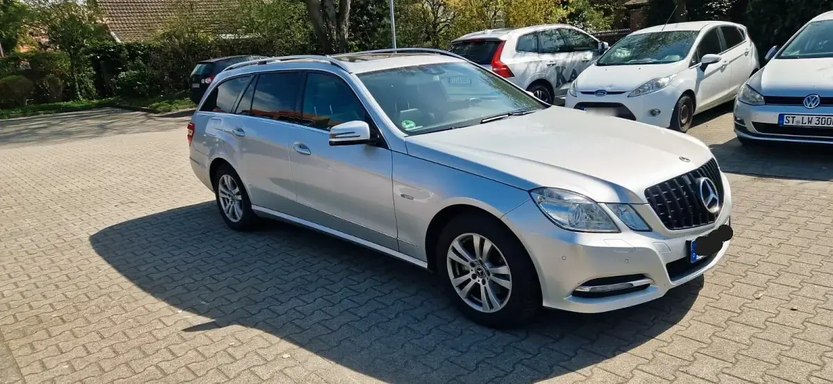 Usata Mercedes E220 170 CV (125 kW) 2011 Argento Station wagon