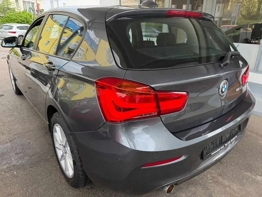 Gebraucht BMW 116 Advantage 116 PS (85 kW) 2016 Grau Kleinwagen