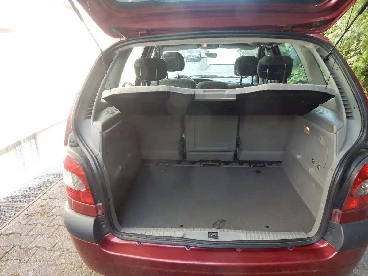Gebraucht Renault Scénic 107 PS (78 kW) 2000 Rot Van / Kleinbus