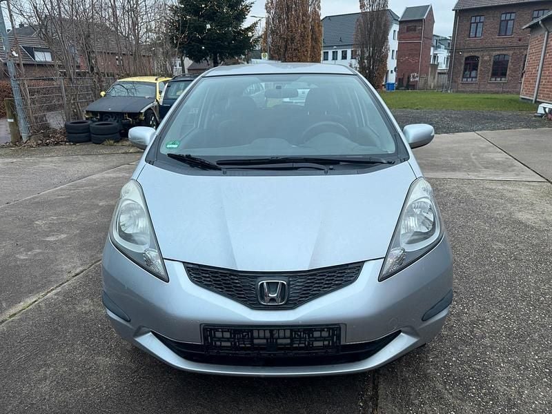 Gebraucht Honda Jazz 99 PS (72 kW) 2010 Silber Kleinwagen