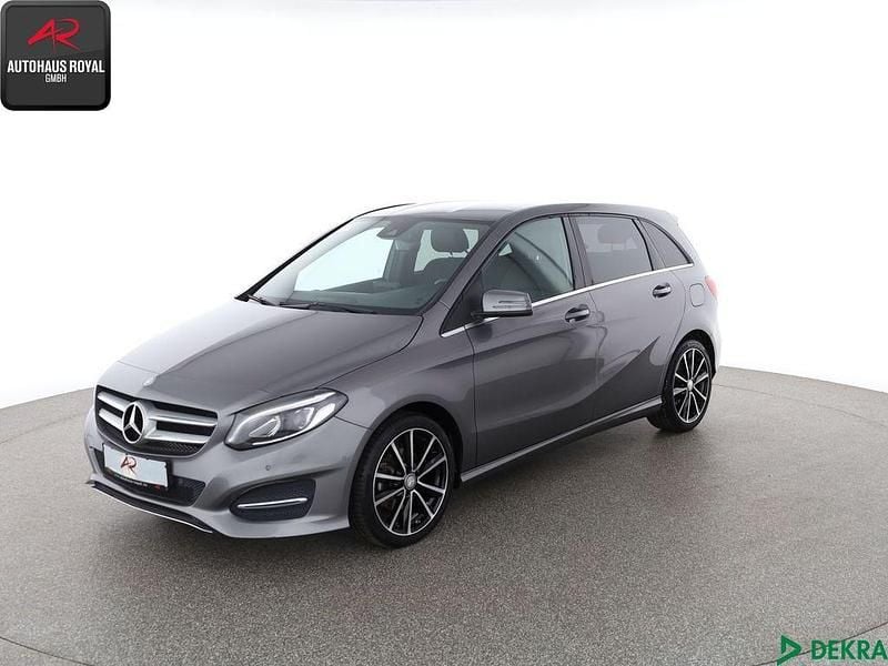 Grau Gebraucht 2016 Mercedes B220 Urban Van / Kleinbus | 19.880 € (Fairer Preis) - Bild 1/4