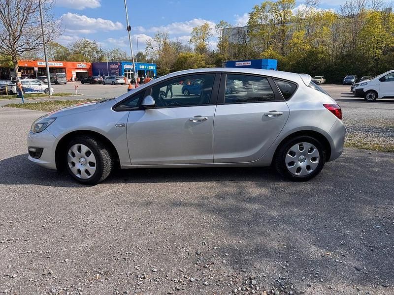 Usata Opel Astra 101 CV (74 kW) 2015 Argento Berlina