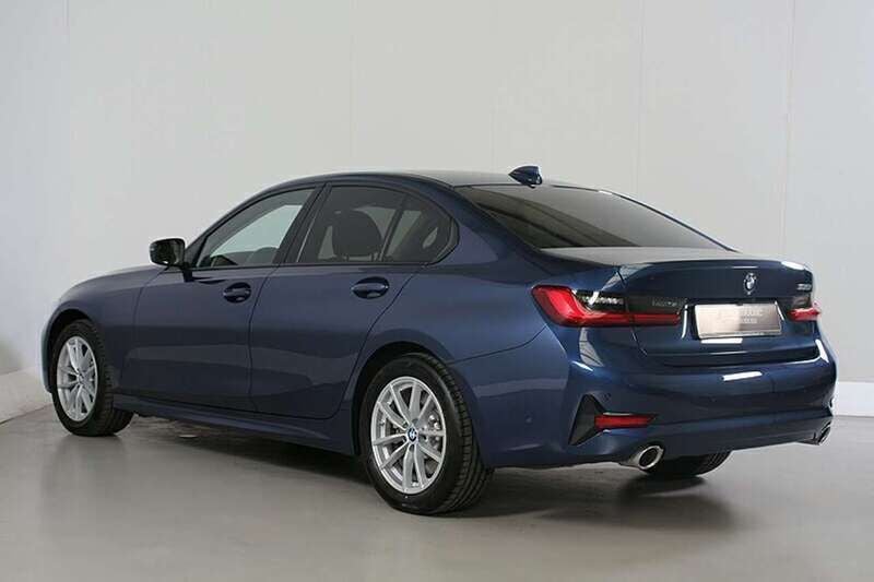 Gebraucht BMW 330 Advantage 258 PS (189 kW) 2020 Phytonicblau met. Limousine