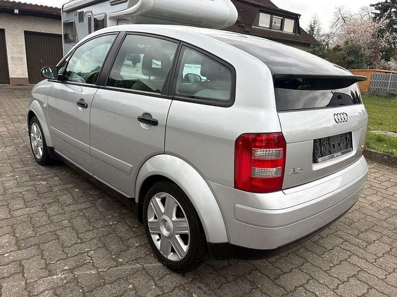 Second-hand Audi A2 75 CP (55 kW) 2002 Argintiu Hatchback