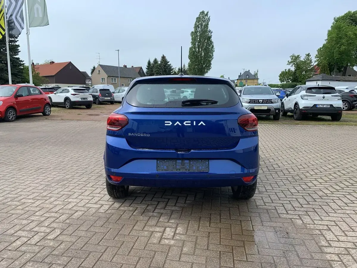 Gebraucht Dacia Sandero Expression 91 PS (66 kW) 2023 Blau Kleinwagen