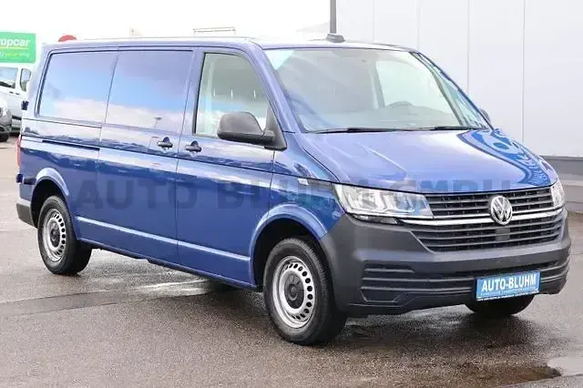 Second-hand VW T6.1 150 CP (110 kW) 2022 Albastru Van