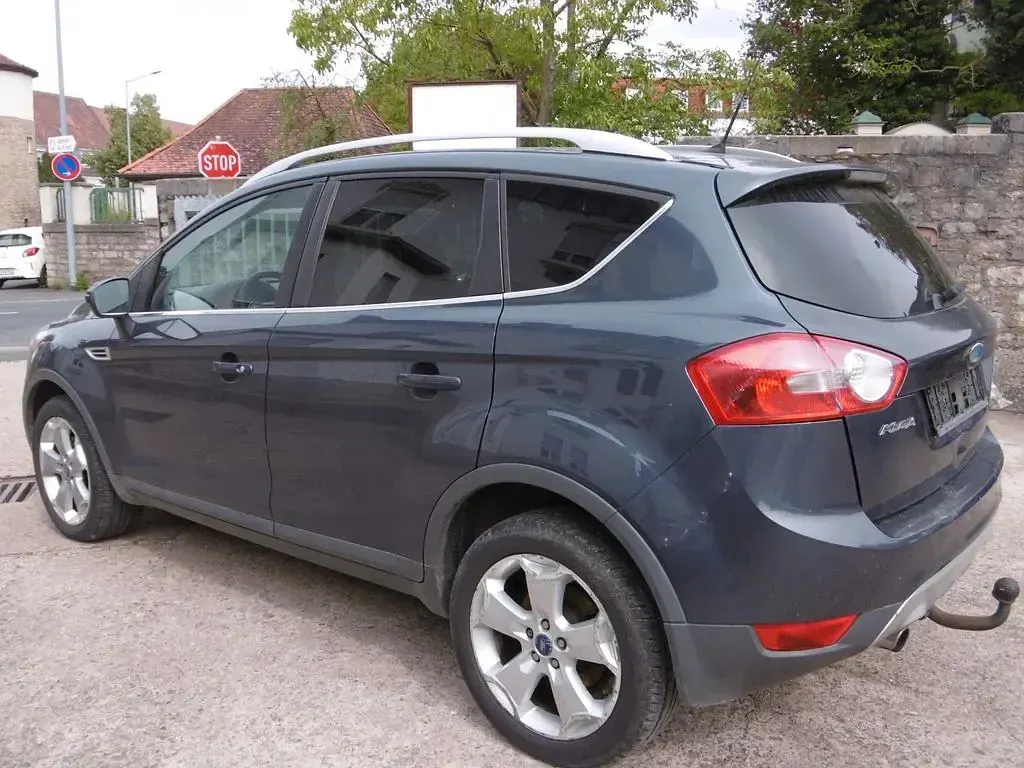 Gebraucht Ford Kuga 136 PS (100 kW) 2009 Grau SUV