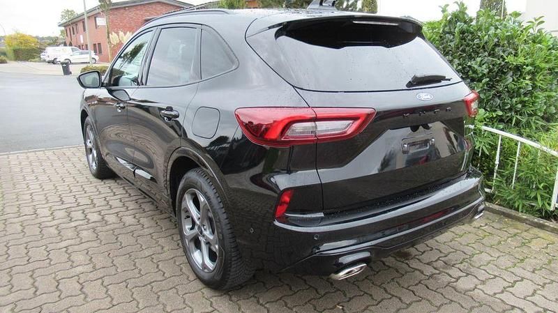 Gebraucht Ford Kuga ST-Line X 186 PS (136 kW) 2025 Schwarz SUV