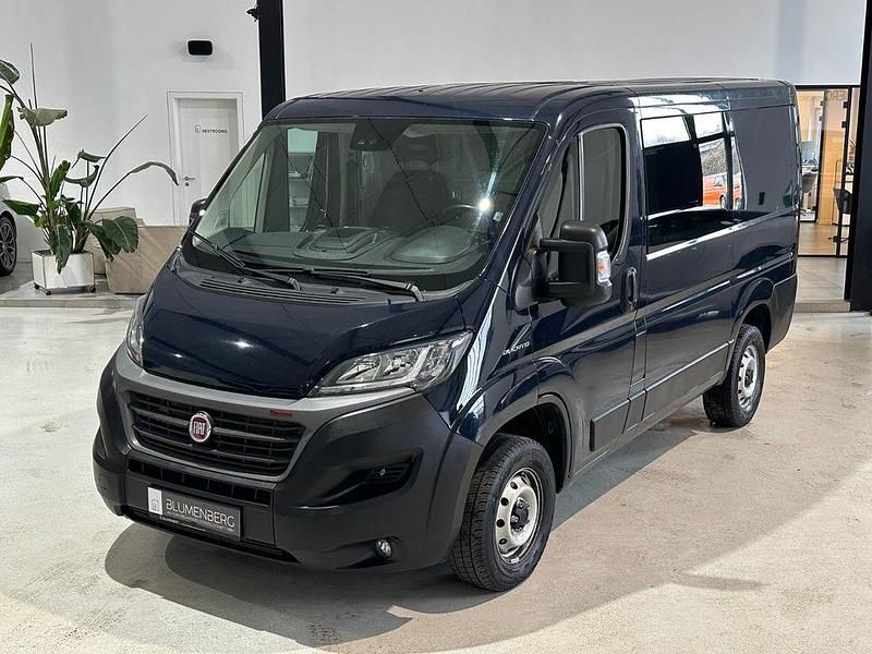 Gebraucht Fiat Ducato 160 PS (117 kW) 2021 Blau Van