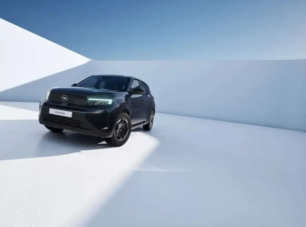 Neu Opel Frontera Edition 83 kW (113 PS) 2026 Schwarz SUV