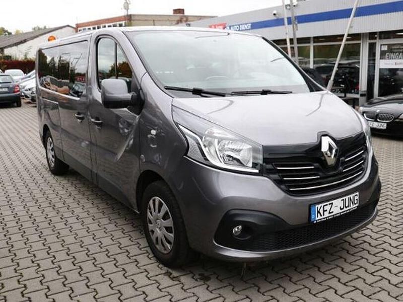 Gebraucht Renault Trafic 121 PS (88 kW) 2019 Grau Van / Kleinbus