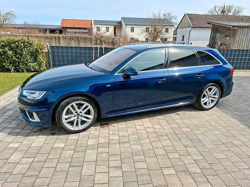 Gebraucht Audi A4 S-Line 190 PS (139 kW) 2019 Blau Kombi