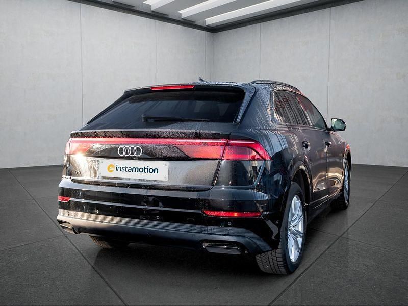 Gebraucht Audi Q8 231 PS (169 kW) 2025 Schwarz SUV