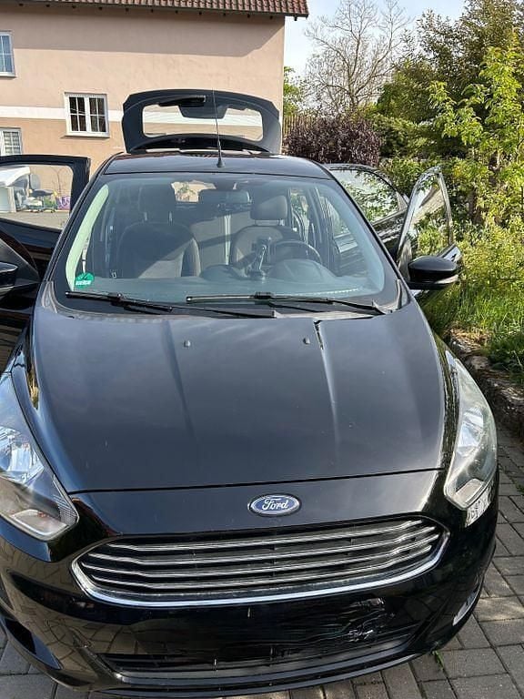 Second-hand Ford Ka 86 CP (63 kW) 2017 Negru Berlinǎ
