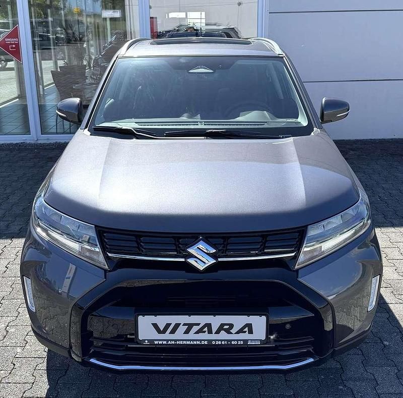 Gebraucht Suzuki Vitara Comfort+ 110 PS (80 kW) 2025 Titan dark gray metallic SUV