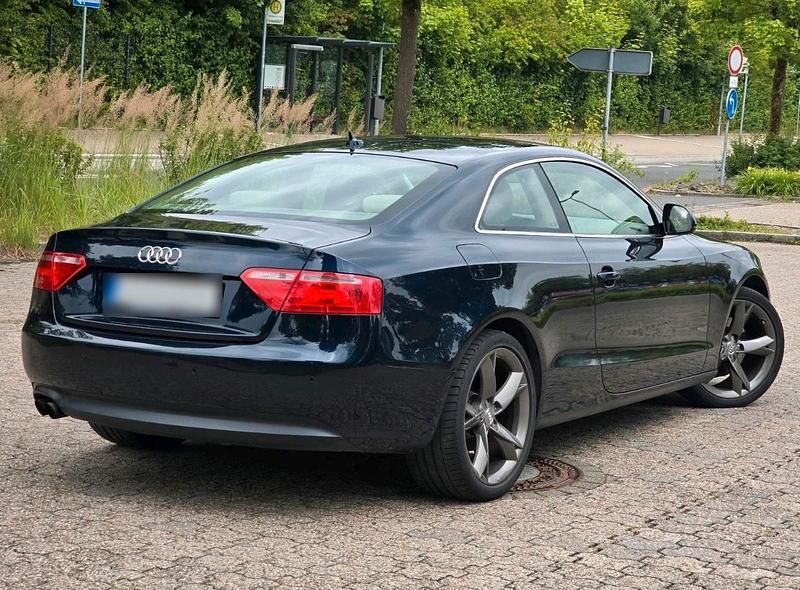 Second-hand Audi A5 211 CP (155 kW) 2009 Albastru Coupe