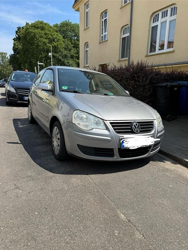 Silber Gebraucht 2006 VW Polo Kleinwagen | 750 € (Superpreis) - Bild 1/4