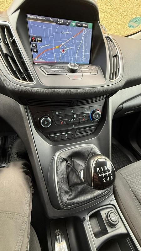 Silber Gebraucht 2016 Ford C-MAX Van / Kleinbus | 7.980 € (Fairer Preis) - Bild 1/4