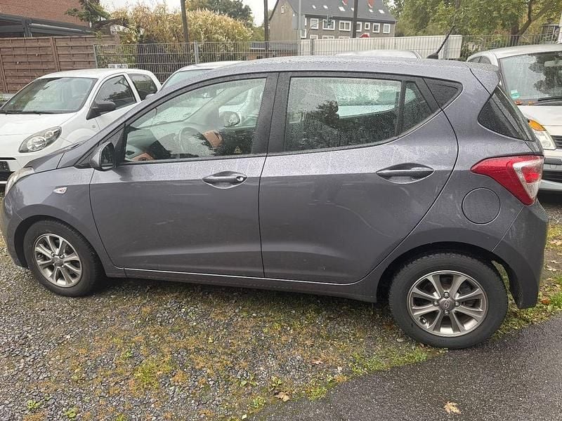 Gebraucht 2016 Hyundai i10 Select Kleinwagen | 7.100 € (Guter Preis) - Bild 1/4