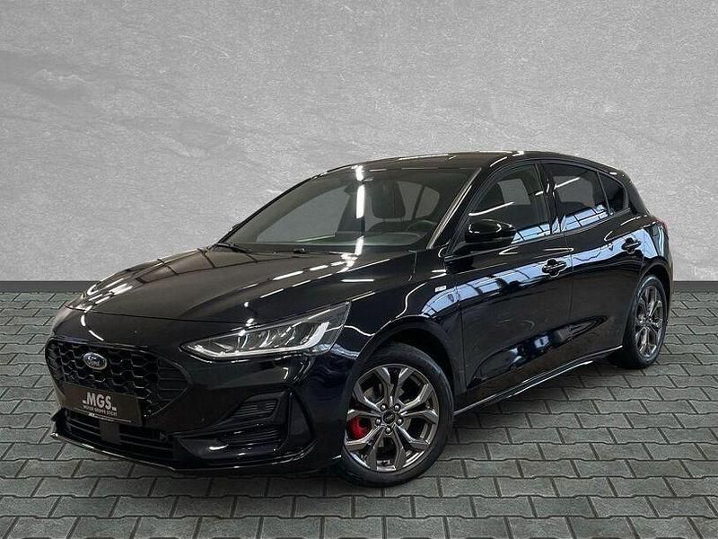 Gebraucht Ford Focus ST-Line 125 PS (91 kW) 2022 Agate black Limousine