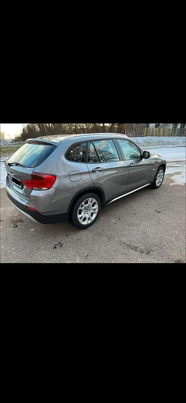 Gebraucht BMW X1 142 PS (104 kW) 2010 Grau SUV