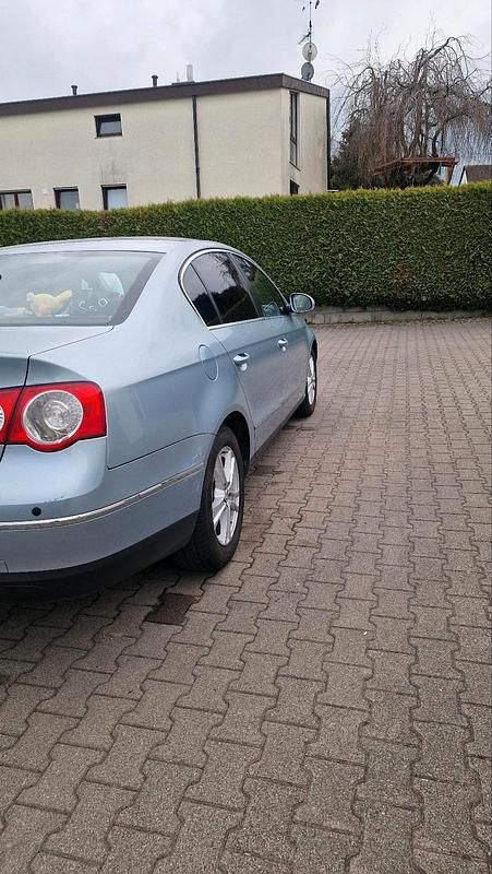 Occasion VW Passat 150 ch (110 kW) 2005 Bleue Berline