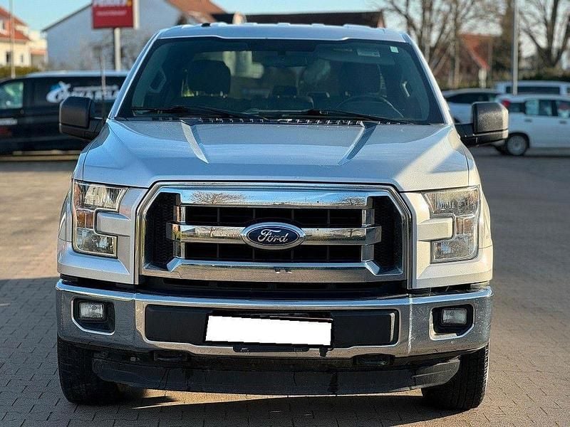 Gebraucht Ford F-150 XLT 286 PS (210 kW) 2017 Silber Pickup