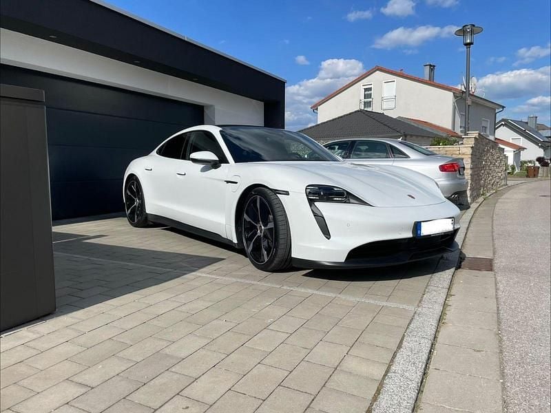 Gebraucht Porsche Taycan 350 kW (476 PS) 2022 Weiß Coupé