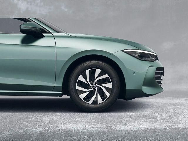 Gebraucht VW Passat Business 150 PS (110 kW) 2024 Grün Kombi