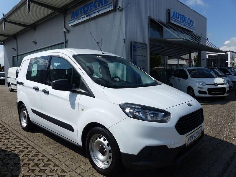 Weiß Gebraucht 2018 Ford Courier Van / Kleinbus | 10.890 € (Fairer Preis) - Bild 1/4