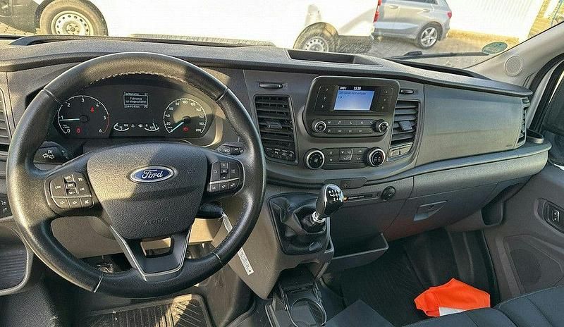 Gebraucht Ford Transit Trend 105 PS (77 kW) 2022 Weiß Limousine