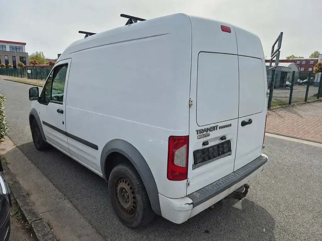 Gebraucht Ford Transit Connect 118 PS (86 kW) 2013 Frostweiß Van / Kleinbus