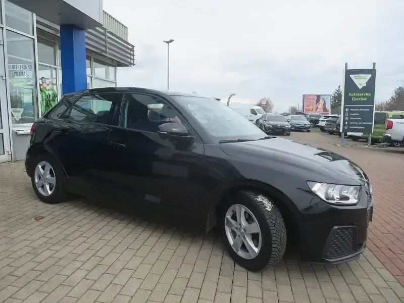 Gebraucht Audi A1 Sportback Basis 116 PS (85 kW) 2020 Schwarz Kleinwagen