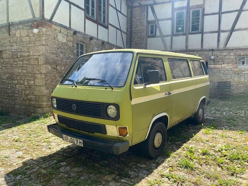 Grün Gebraucht 1986 VW T3 Van | 5.500 € - Bild 1/4