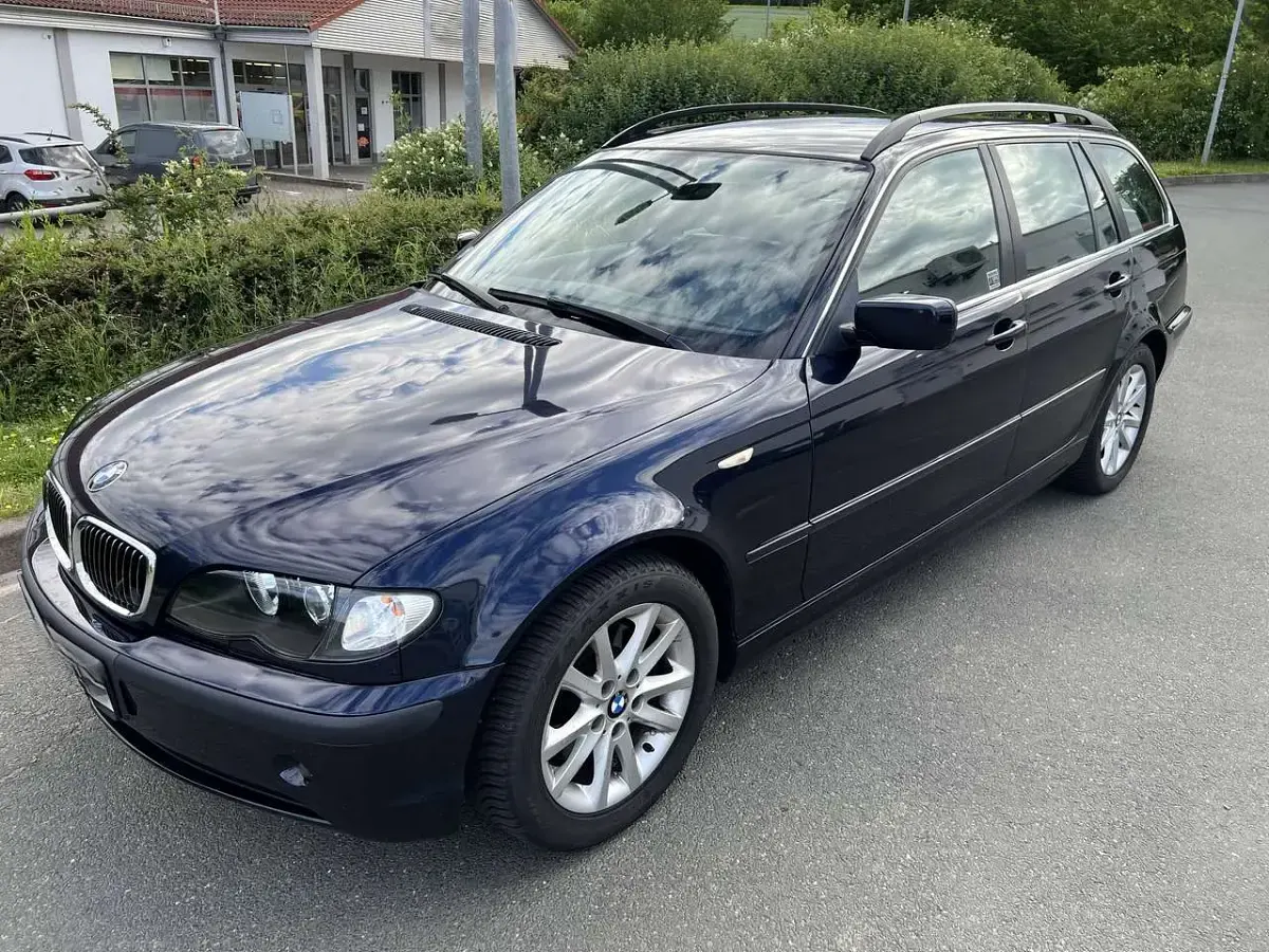 Gebraucht BMW 320 Exclusive 170 PS (125 kW) 2004 Blau Kombi