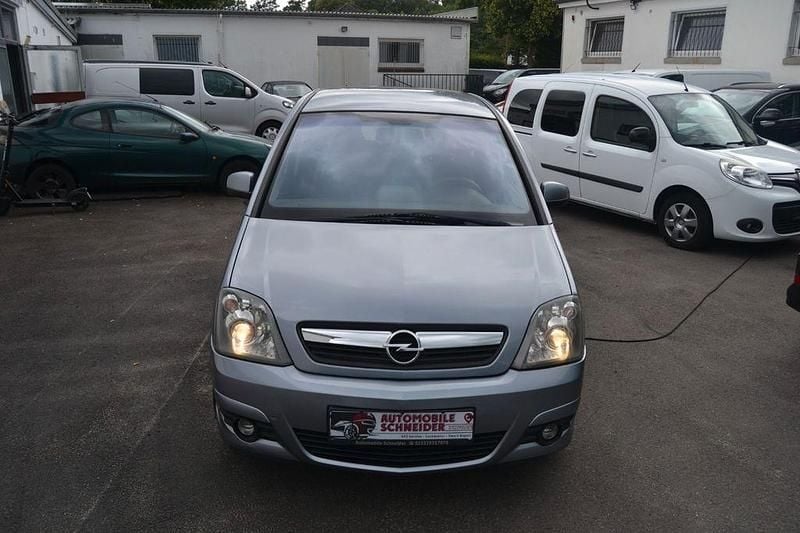 Silber Gebraucht 2008 Opel Meriva Innovation Van / Kleinbus | 1.600 € (Superpreis) - Bild 1/4